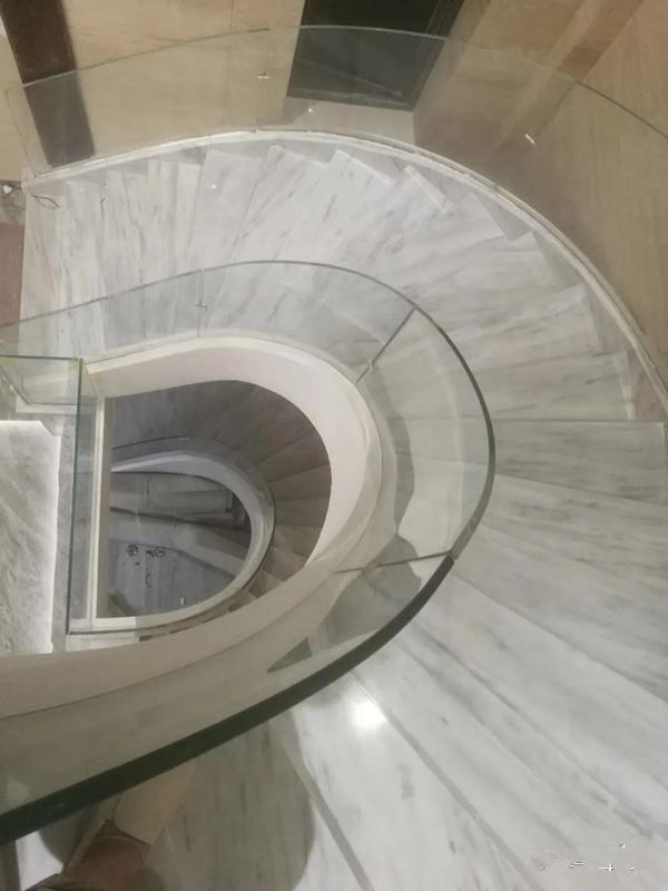 How to design marble stairs