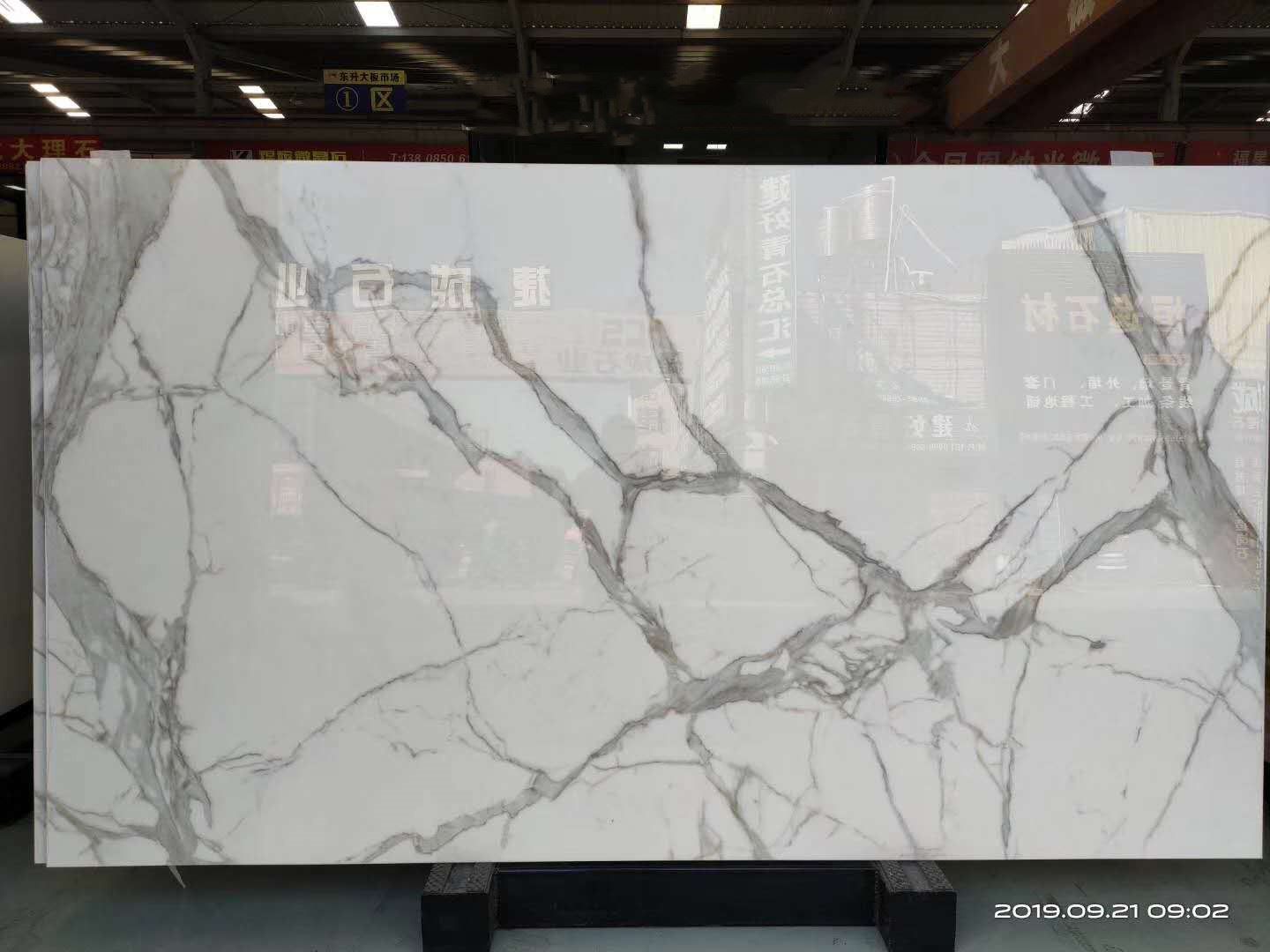 What is nano calacatta ? natural calacatta pattern on nano glass surface