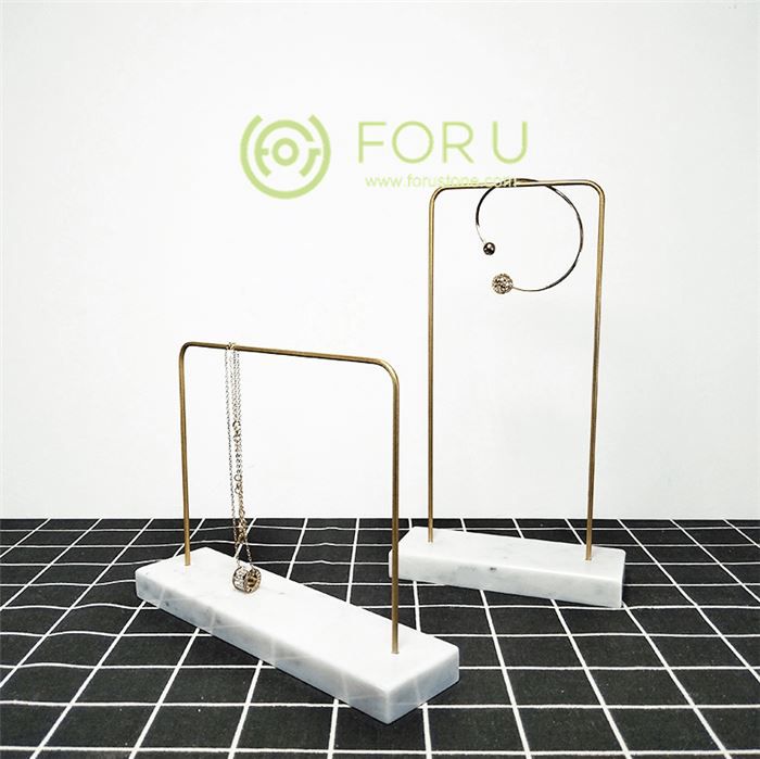 Do it yourself jewelry display