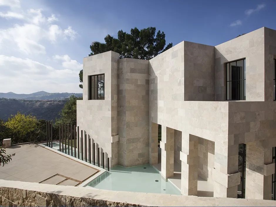 Travertine Tiles