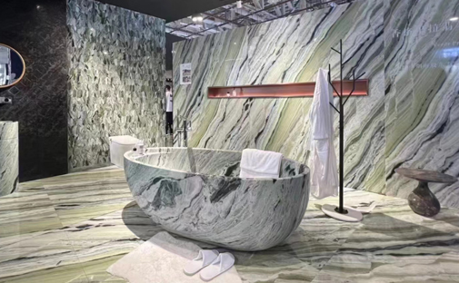 VerdePratoGreenMarbleBathros