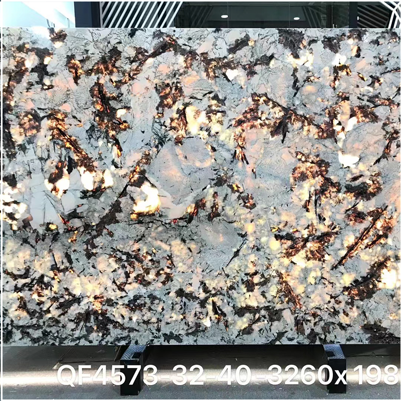 Splendor White Granite Slab Splendor White Granite Slab