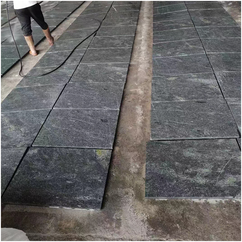 Atlantic Grey Quartzite Leathered Tiles