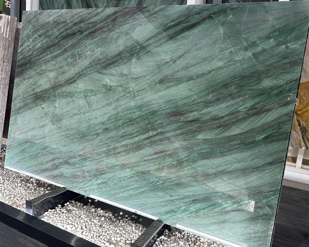 Emerald Green Quartzite mm Slabs