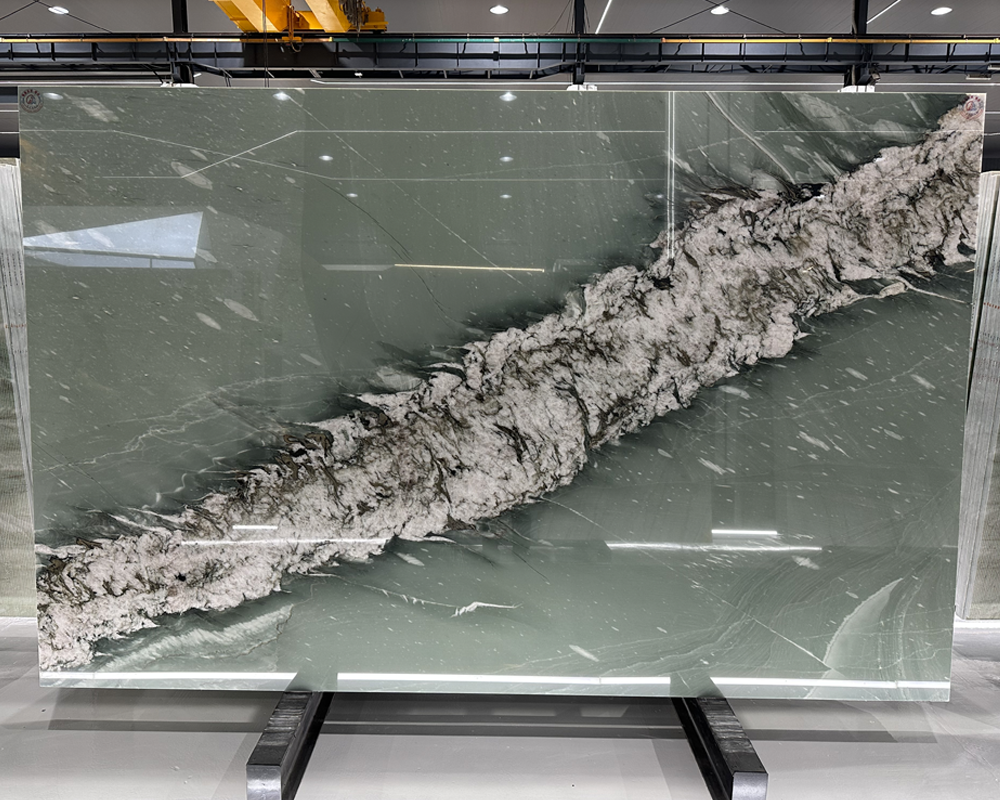 Green Maestro Exotic Quartzite​