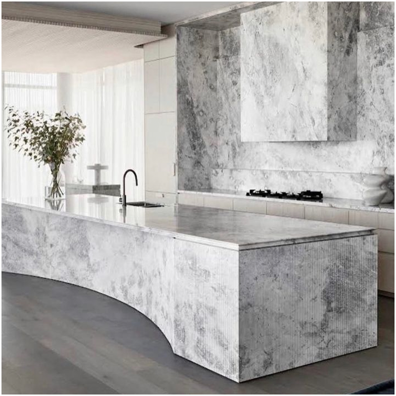 Super White Quartzite Fluted Island Countertop in Luxury Villa Super White Quartzite Fluted Island Countertop in Luxury Villa